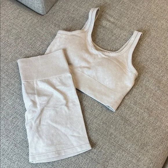 Cream Ribbed Workout Set - Picture 1 of 3
